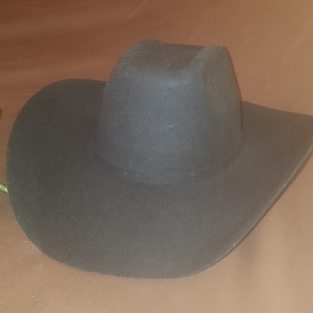 Black Felt Cowboy Hat-8 Second